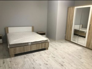 ������ 1 ������� �������� ���������� �-�. ������ ֳ�� 8000+��.� �����