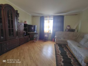 ������ 2 ������� �������� ���. ������� 8/9� 50�2 ������, ����, �������� �������! ֳ�� 5500+��.� �����
